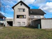 Foto - Zweifamilien Haus mit Einliegerwohnung und Garagen