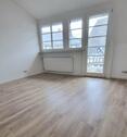 Foto - Charmante 3-Zimmer-Wohnung + zusäztl. Dachgeschoß, zentrale Lage