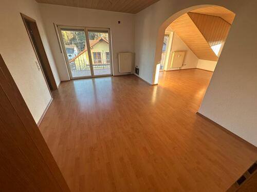 Foto - Großzügige 5ZKB Dachgeschosswohnung mit 2 Balkonen