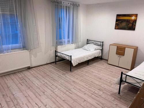 Foto - Monteure Zimmer wg zimmer - 12,00&nbsp;EUR Kaltmiete, ca.&nbsp; 140,00&nbsp;m&sup2;