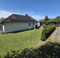 Ruhiges Wohnen in Top-Lage, modernisierter Bungalow mit Pool - Stadthagen