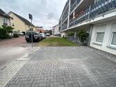 Foto - KFZ Stellplatz Parkplatz - 30,00 EUR Miete,