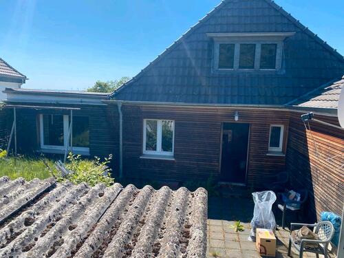 Foto - EFH mit Grundstück und 2 Garagen