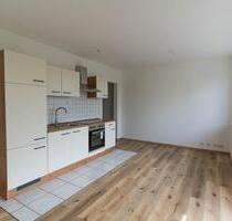 Moderne 1-Zimmer-Wohnung mit Südbalkon & Stellplatz in Fürfeld - Bad Rappenau