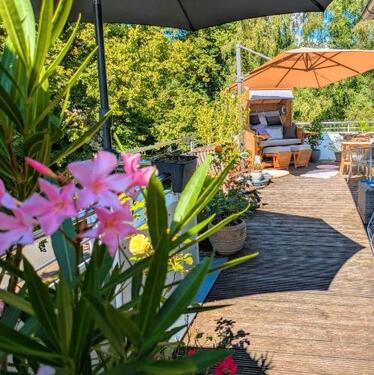 Foto - Penthouse, 81 m² Dachterr, Aufzug & TG-Stellpl., zentr SY-Barrien