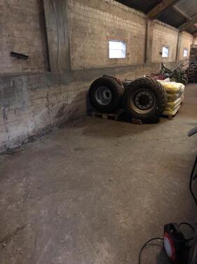 Foto - Stellplatz Motorräder - 25,00&nbsp;EUR Miete,