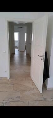 Foto - Schöne helle und komplett sanierte 4 Zimmer Wohnung in ruhiger La