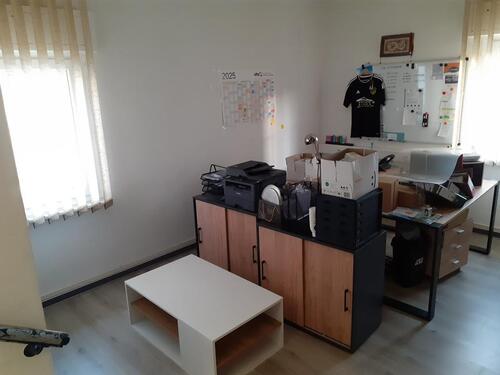 Foto - 3 Büroräume u.o.kleine Halleu.o.Stellplätze zentral in Weidenau