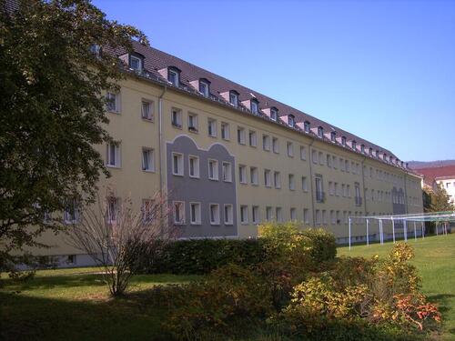 Foto - 3-Raum-Wohnung im Dachgeschoss - 290,00 EUR Kaltmiete,