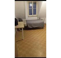 WG Zimmer zu vermieten Zentrum Jobcenter von Vorteil - Kirchheim unter Teck