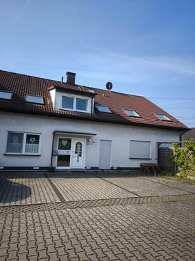 Foto - Dachgeschosswohnung zu vermieten – ca. 70 m², 3,5 Zimmer