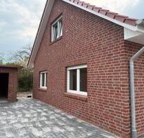Doppelhaus zu vermieten - 880,00&nbsp;EUR Kaltmiete, ca.&nbsp; 100,00&nbsp;m&sup2; in Detern (PLZ: 26847)
