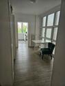 Foto - Möbiliertes WG Zimmer mit eigenem Balkonzugang