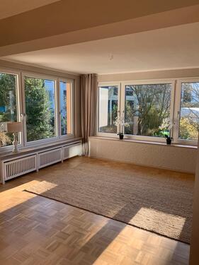 Foto - 3,5 Z. Wohnung Nähe Rü. Besichtigungen 5.12. nach Absprache!