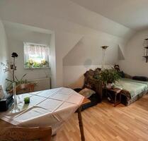 2 Zimmer Wohnung Untere Hauptstraße 180, 09228 Chemnitz 2 Zimmer Wohnung Untere Hauptstraße 180, 09228 Chemnitz