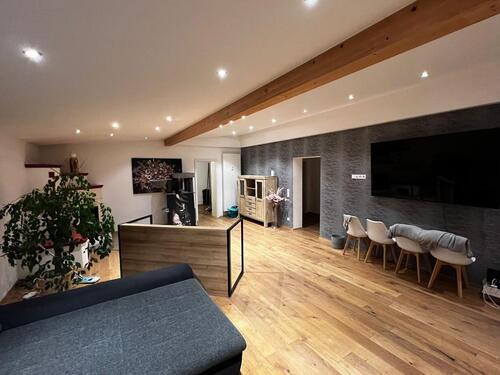 Foto - Frisch renovierte Wohnung zu vermieten.
