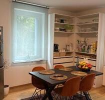 Stilvolle 4-Zimmer-Wohnung mit gehobener Innenausstattung & Küche - Ravensburg