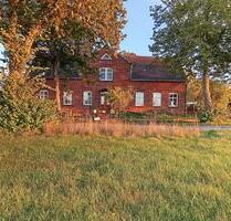 Haushälfte - 600,00&nbsp;EUR Kaltmiete, ca.&nbsp; 97,00&nbsp;m&sup2; in Karstädt (PLZ: 19357)