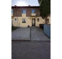 Einfamilien Reihenhaus in MN - 1.400,00&nbsp;EUR Kaltmiete, ca.&nbsp; 110,00&nbsp;m&sup2; in Mindelheim (PLZ: 87719)