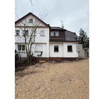 2‑Familienhaus Doppelhaus in Fürth‑Oberfürberg – 1.800 € Kaltmi