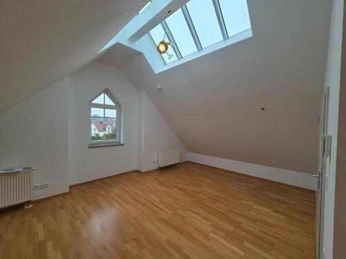 Foto - Dachgeschoßwohnung in Langquaid zur Miete