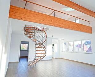 Maisonettewhg, gr. Dachterrrasse, Alleinlage, 4 Zi Whg, ruhig, EBK, U-BahnTram, Park, Energiest A+ - München Berg am Laim