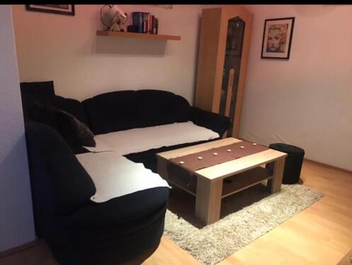 Foto - 2 - Zimmer Wohnung 50qm mit eigenem Eingang zu vermieten