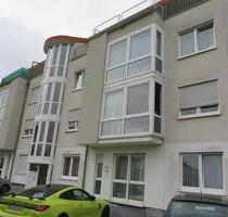 Zentrale Vierzimmerwohnung mit schöner Dachterrasse - Hennef (Sieg)