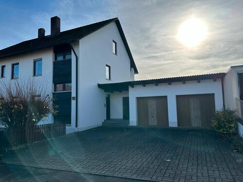 Foto - 8 Zimmer Einfamilienhaus zum Kaufen in Beratzhausen