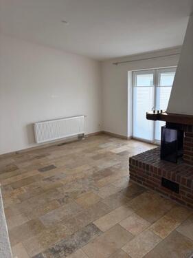 Foto - 2 großzügige Oberwohnungen zur Miete in Friedeburg