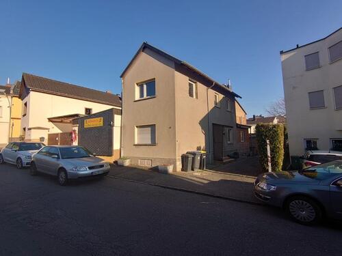 Foto - Alte Ziegel, neue Ziele - kleines Häuschen mit schönem Garten