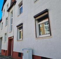 Gepflegte 3-Raum-Wohnung im Dachgeschoss mit Balkon und charmanten Holzbalken - Halberstadt