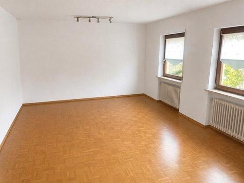 Foto - Schöne Wohnung im Zweifamilienhaus auf der Gernotstraße frei