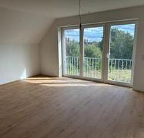 Moderne 3-Zimmer-Dachgeschosswohnung mit ausgebautem Dachboden - Uelzen