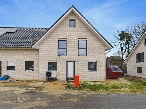 Foto - Moderne Doppelhaushälfte mit guter Lage