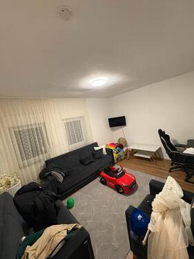 Foto - Zwei Zimmer Frei Wg NUR FRAUEN - 566,00 EUR Kaltmiete,