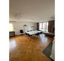 Kleines Büro in Nürtingen Stadtmitte – abschließbar & flexibel