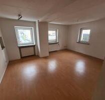 Gemütliche 2 Zimmer Erdgeschosswohnung - Höchstädt im Fichtelgebirge