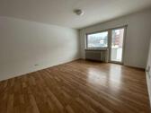 Foto - 3-Zimmer-Wohnung mit Balkon - 578,00&nbsp;EUR Kaltmiete, ca.&nbsp; 82,50&nbsp;m&sup2;