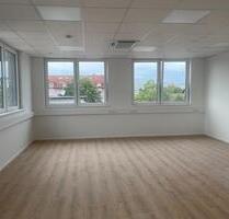 Klimatisiertes BüroPraxis im Business- Center Schwetzingen