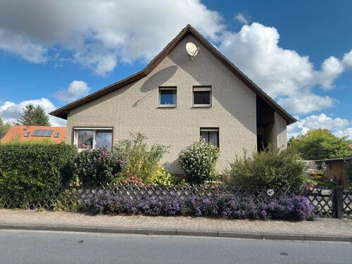 Foto - Ein- Zweifamilienhaus in Evessen