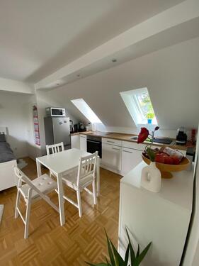 Foto - Schöne Dachgeschoßwohnung mit Loggia und Einbauküche
