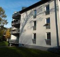 Bei VIVAWEST die Sonnenstrahlen auf dem eigenen Balkon genießen. - Essen Stadtbezirk VI