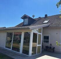 Verkaufe älteres Haus inkl. PV Anlage - Osterhofen
