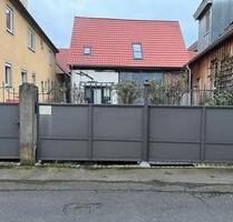 Bauernhof mit ausgebauter Scheune (Pferdehaltung) - Kitzingen