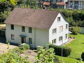 Foto - Mehrfamilienhaus. Haus mit Monteurwohnungen,