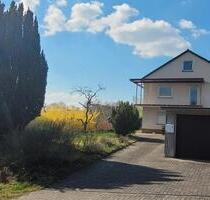 Einfamilienhaus mit Einliegerwohnung in herrlicher Ortsrandlage - Kleinkahl