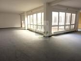 Foto - Arbeiten mit Himmelblick - 450,00 EUR Kaltmiete,
