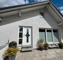 2,5 Zimmerwohnung mit Terrasse, Fußbodenheizung, Whirlpool - Hannover Döhren-Wülfel