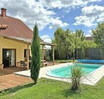 Exklusives EFH 4Zi, Küche, Pool ca135qm auf 538qm in Mandel - Hargesheim